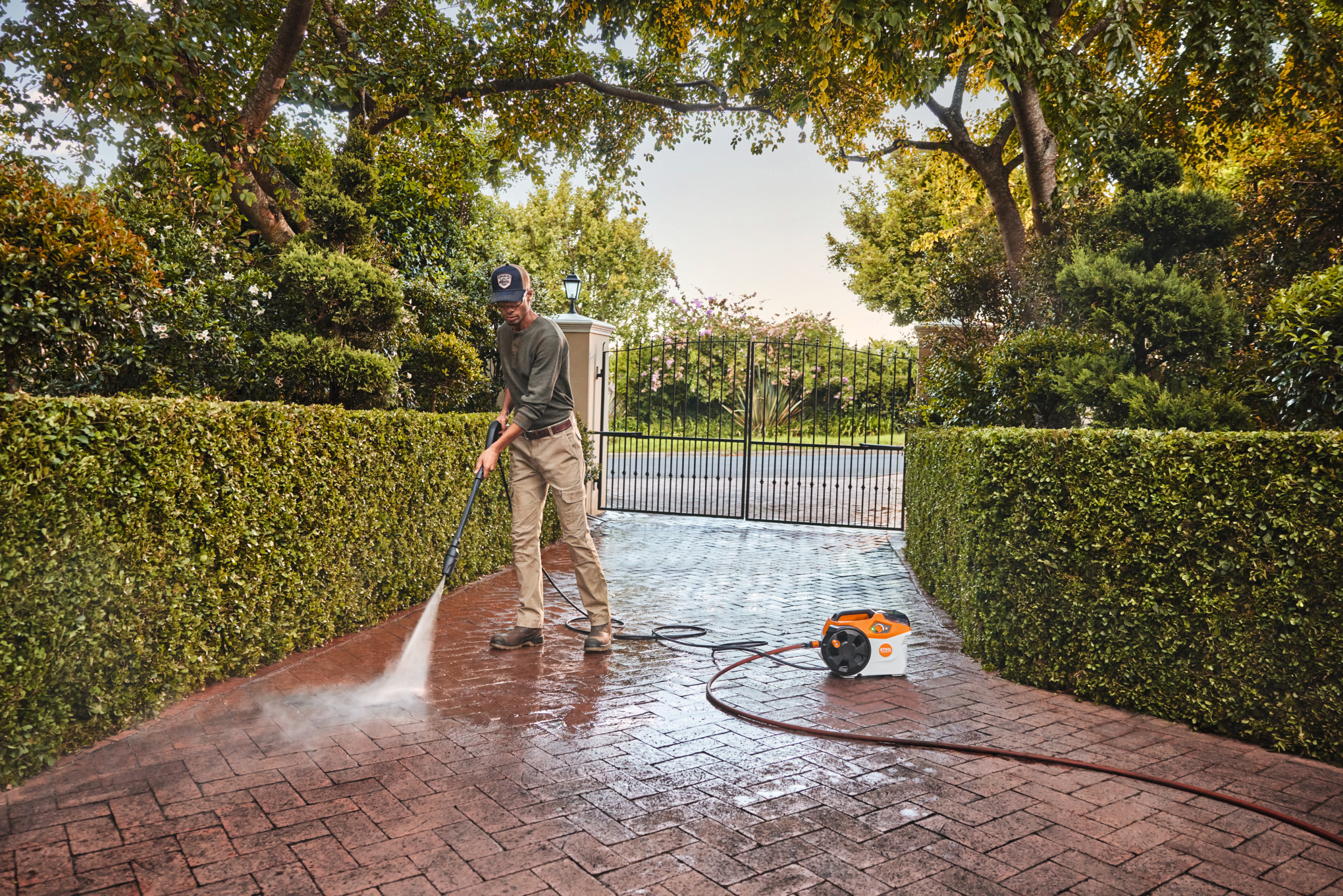 REA 100 PLUS fără acumulator și încărcător